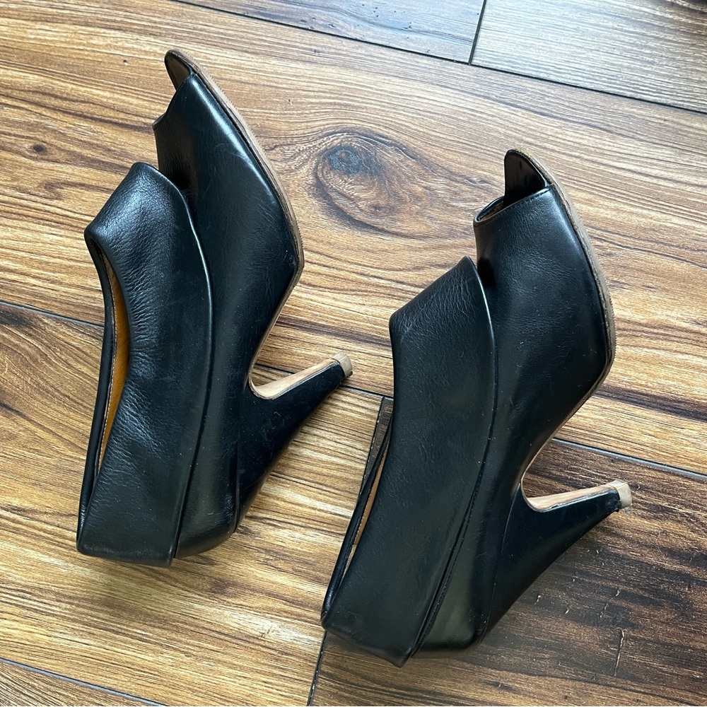 Steven By Steve Madden Black Wedge Heels